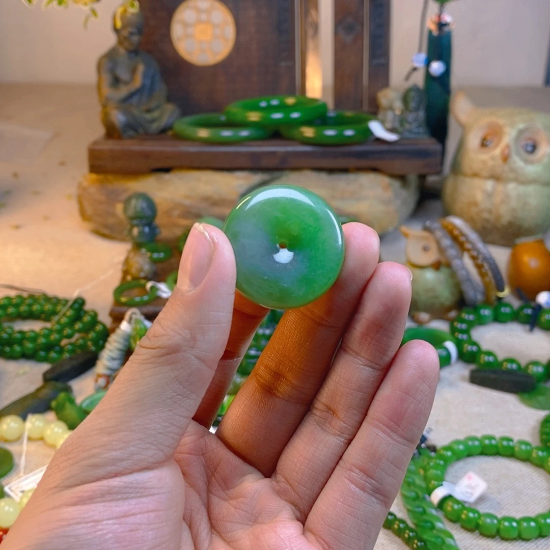 和田玉颈饰未镶嵌1****8