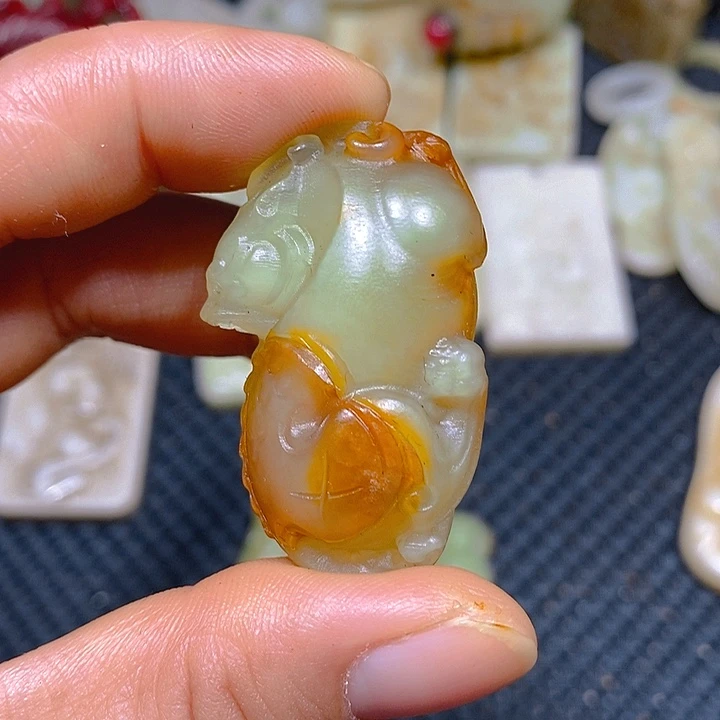 未镶嵌手链和田玉（糖玉）