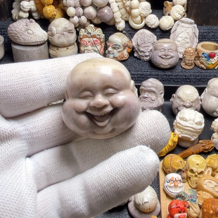 无非金属燚*配饰鹿角雕刻弥勒