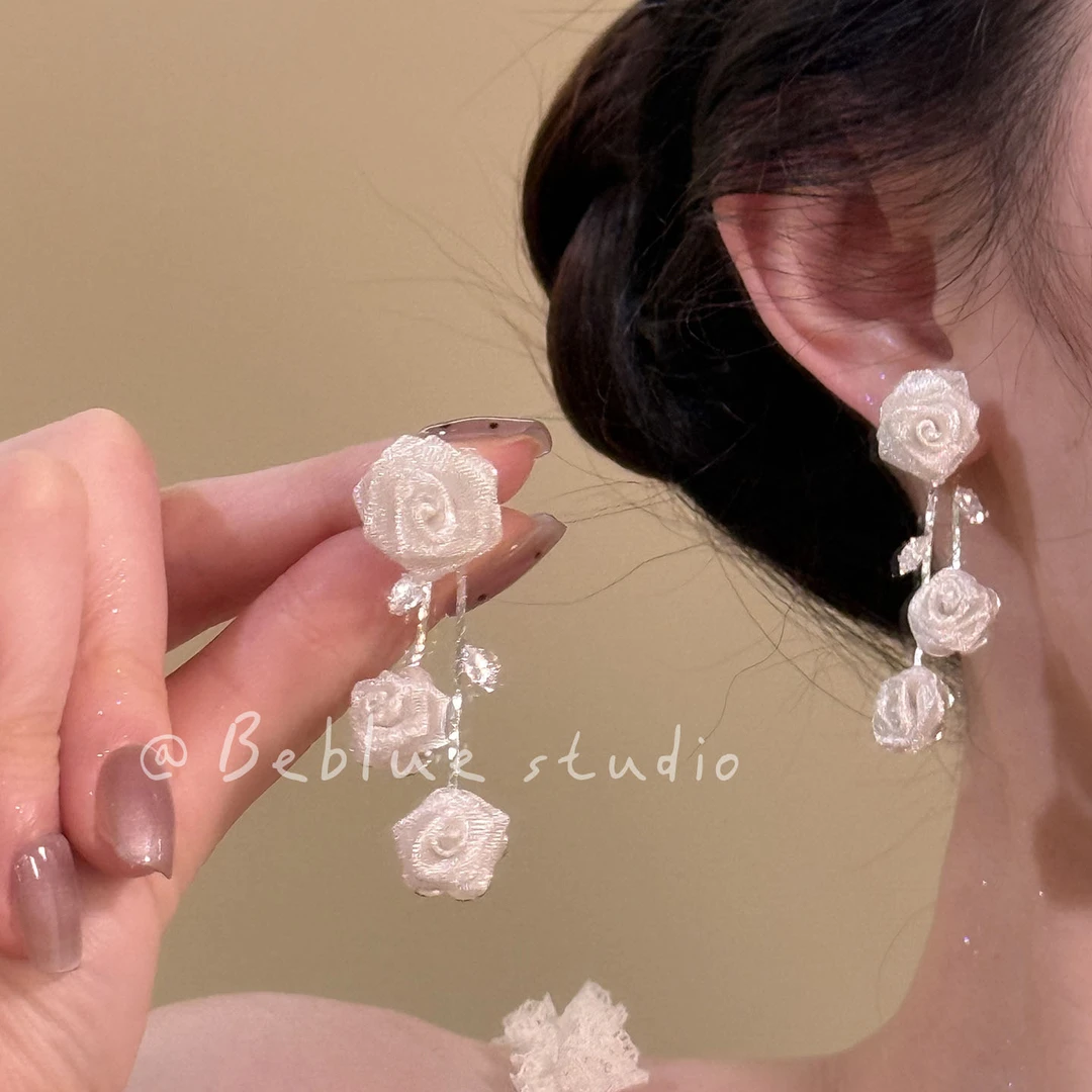 铜合金耳饰 心动婉约~法式复古玫瑰花耳钉女2025新款气质百搭耳饰
