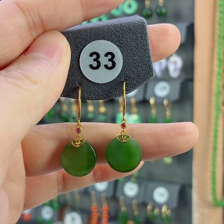 和田玉18K金镶嵌耳饰