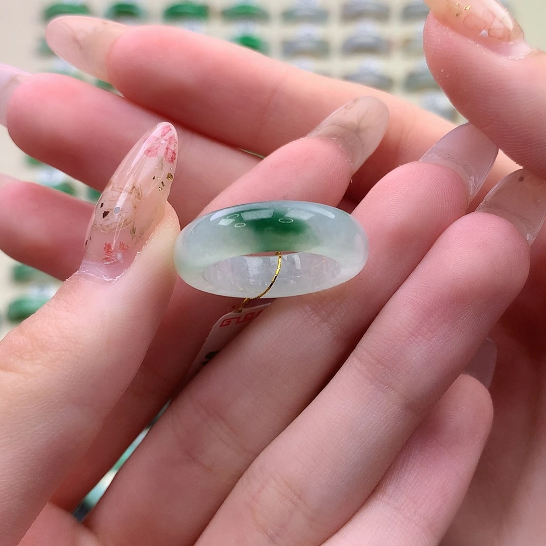 翡翠未镶嵌戒圈港15