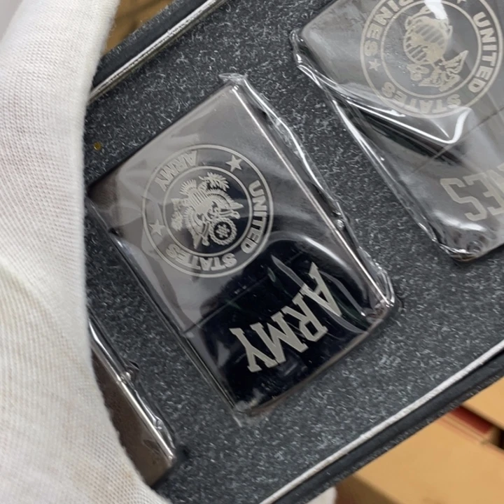 【闪购商品】用****8恒星美军徽章2个机子