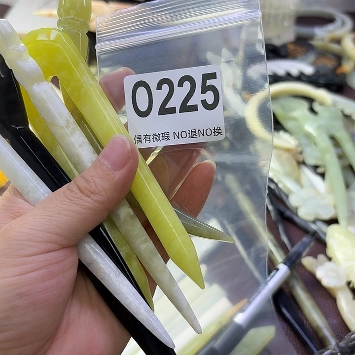 用***8蛇纹石玉合金发饰