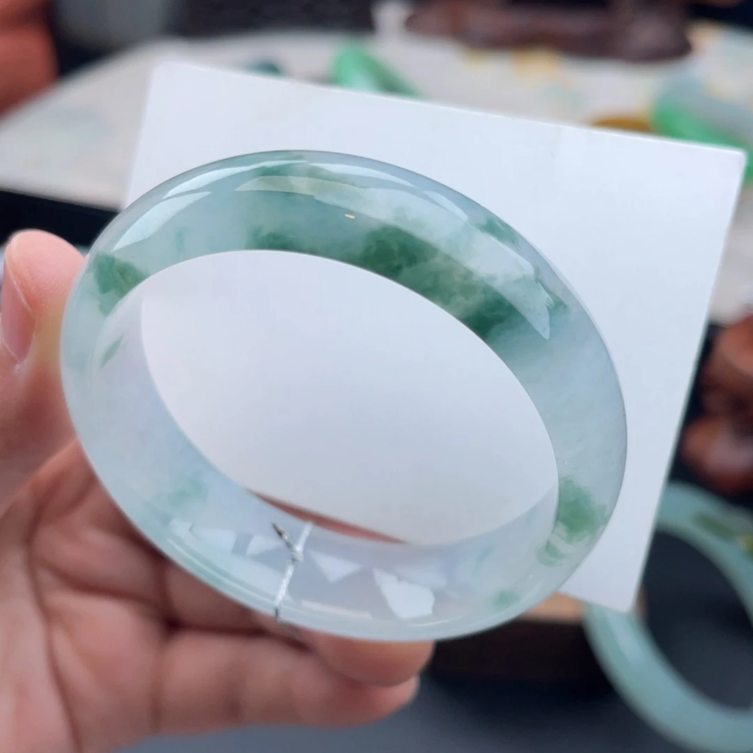 未镶嵌手镯翡翠冰飘花轮胎