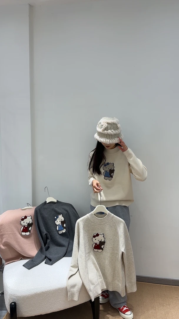 新款韩系穿搭卡通刺绣女毛衣宽松慵懒风