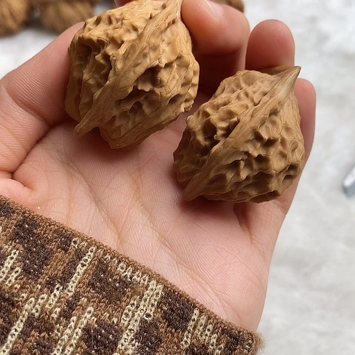文玩核桃吊坠佬*。核桃