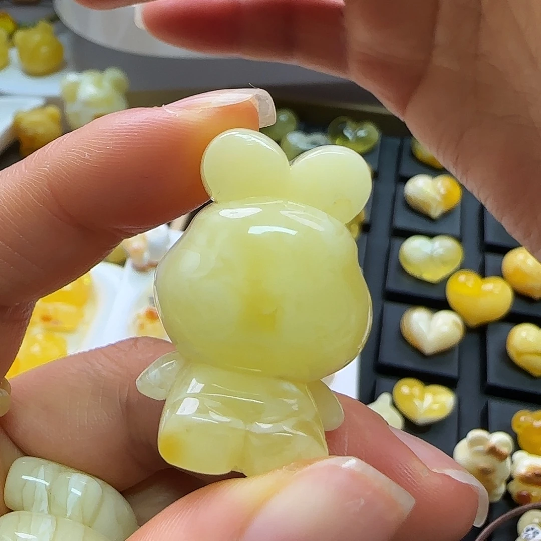 琥珀未镶嵌珠宝奇石