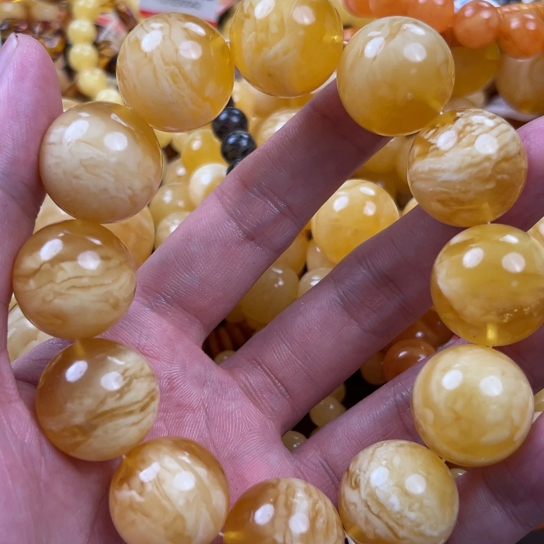 琥珀未镶嵌珠宝奇石