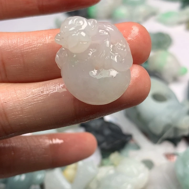 定制翡翠未镶嵌翡翠
