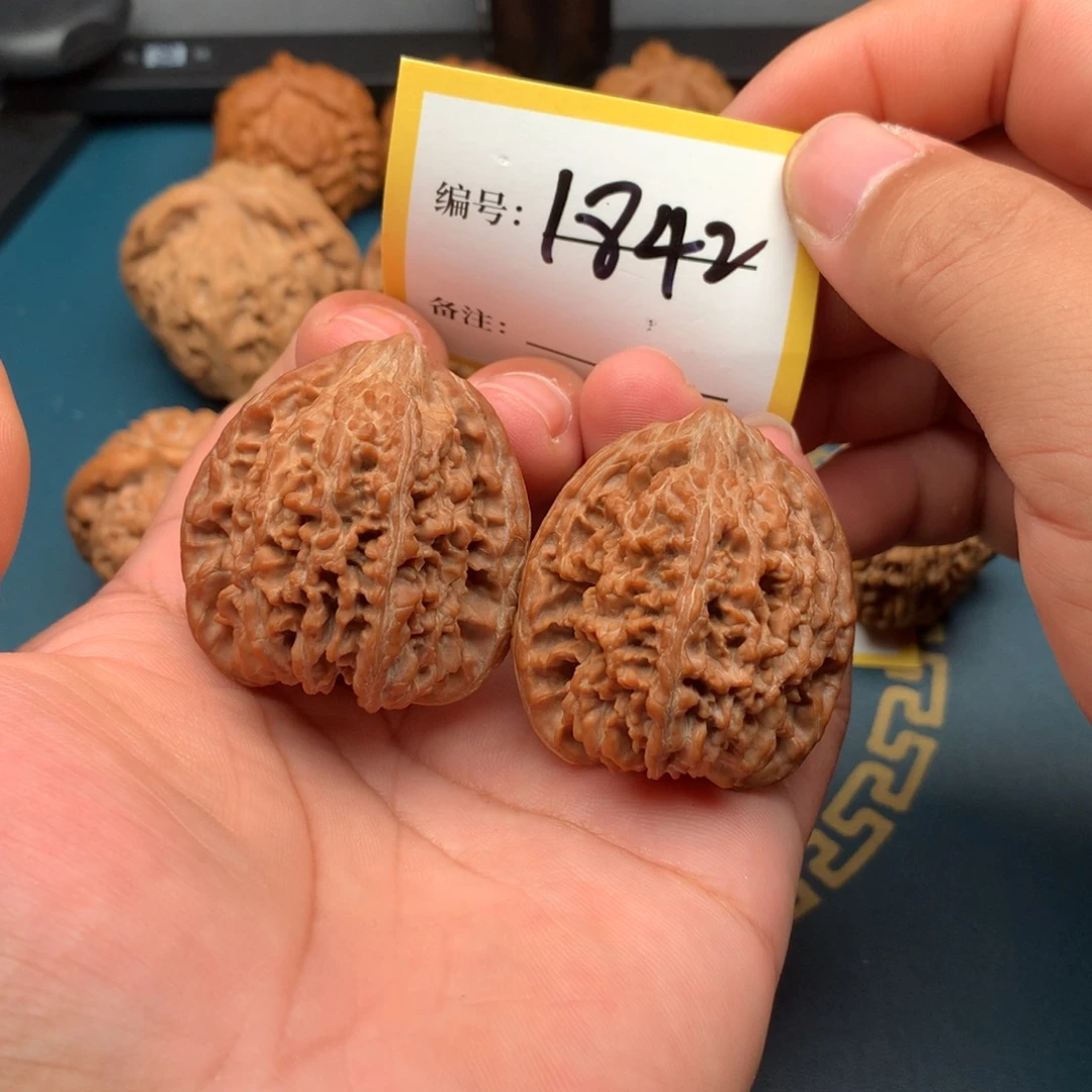 把件文玩核桃39全品老树百花山1842