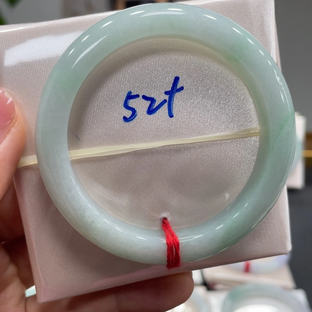 翡翠未镶嵌手镯翡翠