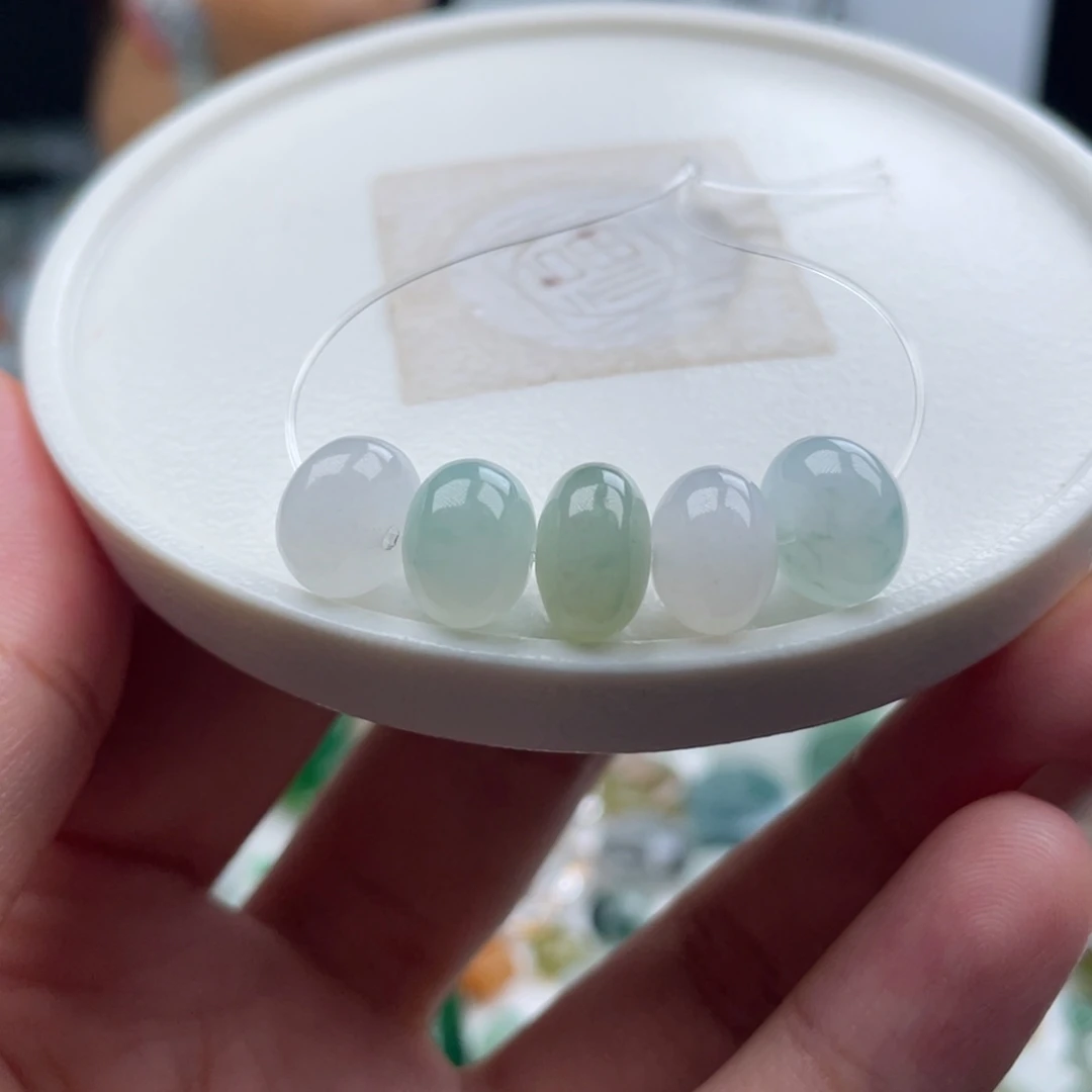翡翠散珠天然缅甸翡翠a货一串9+
