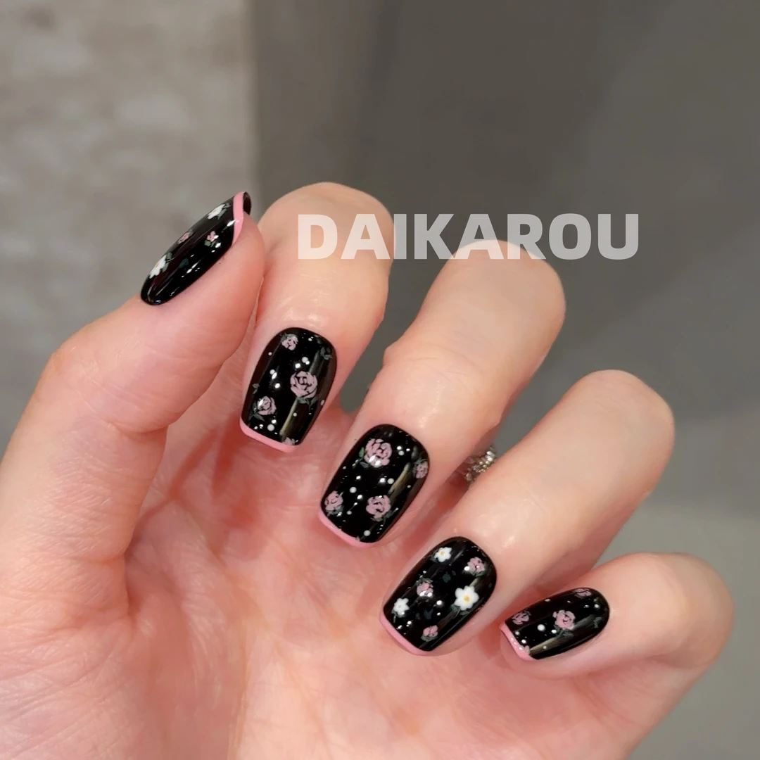 暗巷花语 黛卡柔 预售 哇擦么 新甲型 此度 中椭圆手工穿戴甲10片