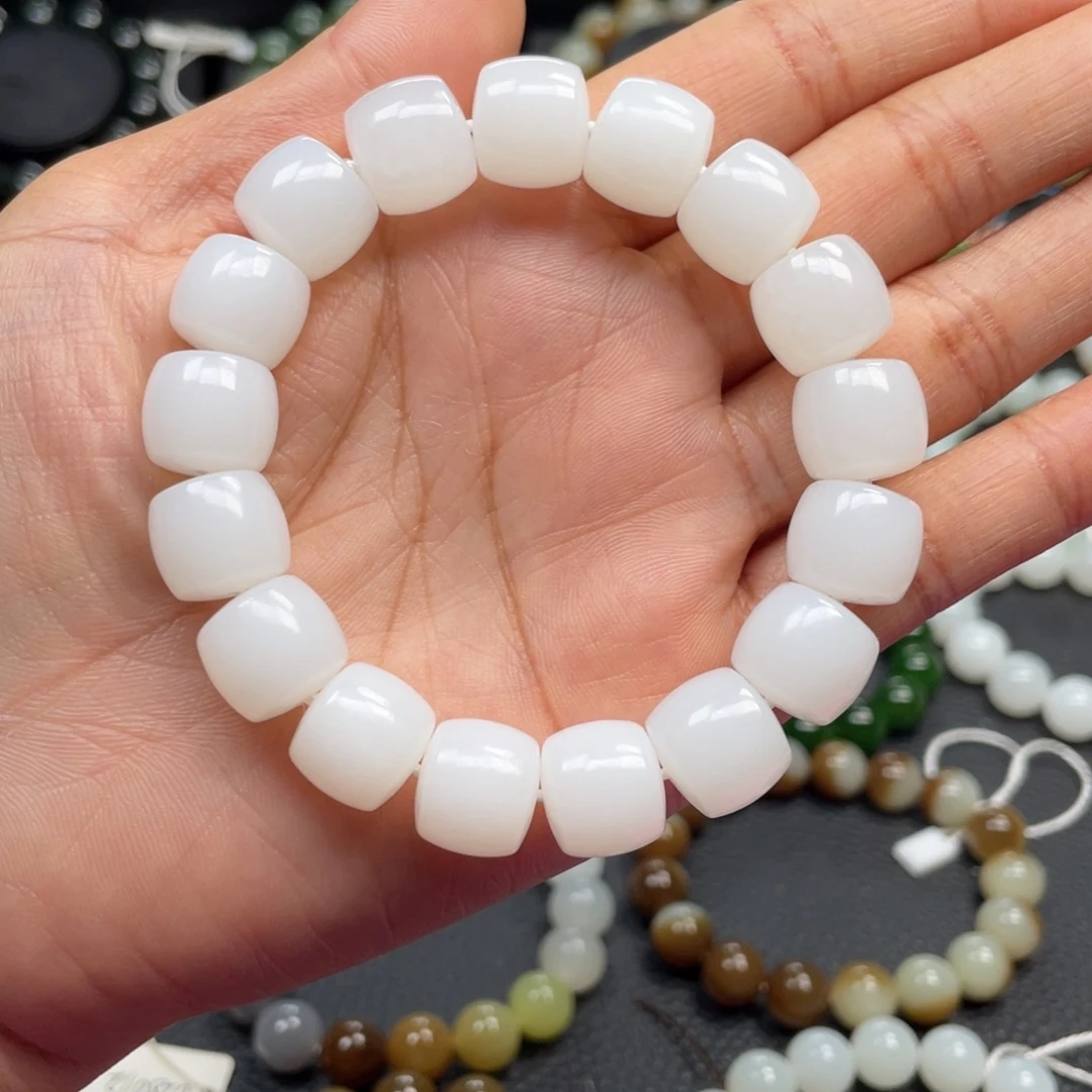 和田玉未镶嵌手链