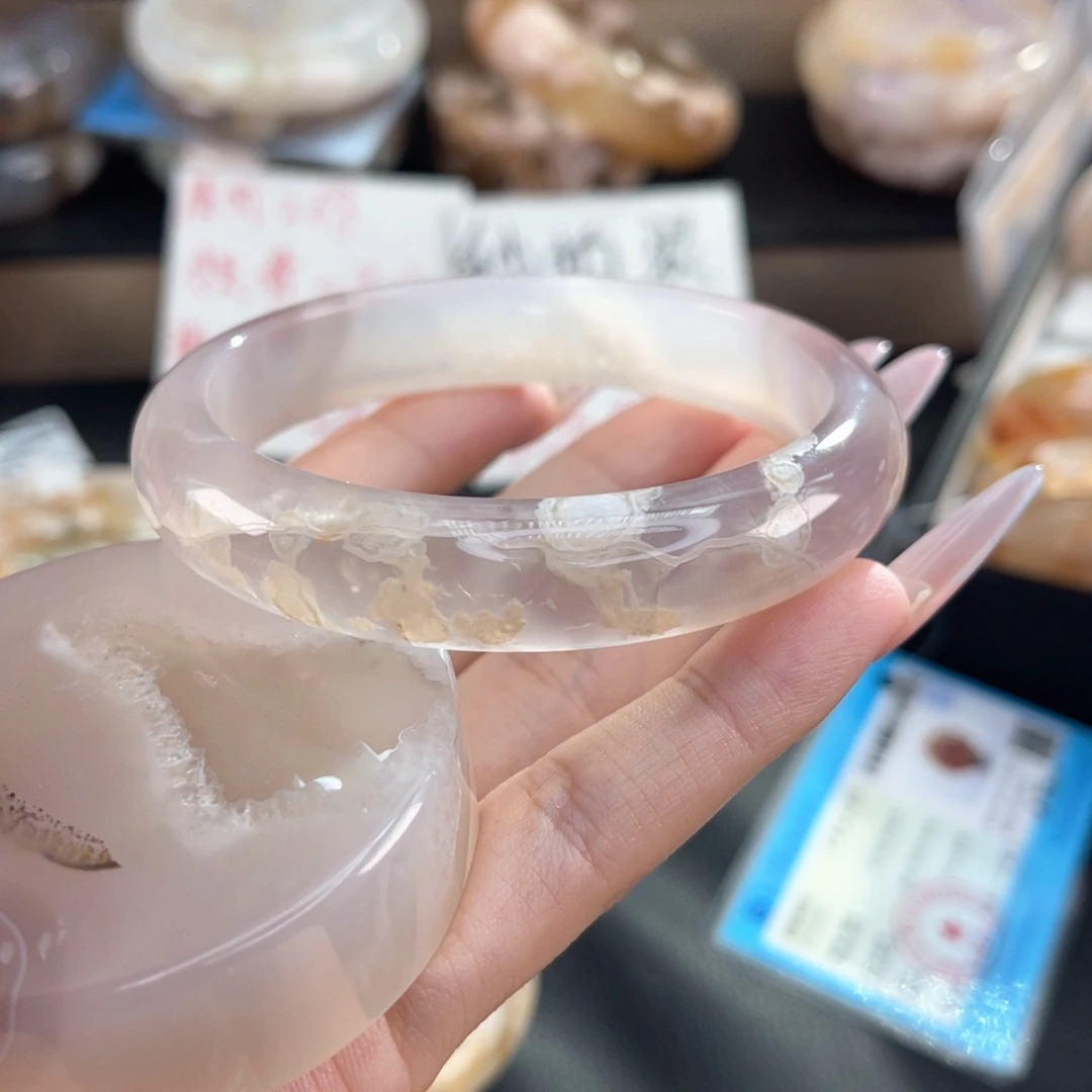 石英质玉未镶嵌手镯62