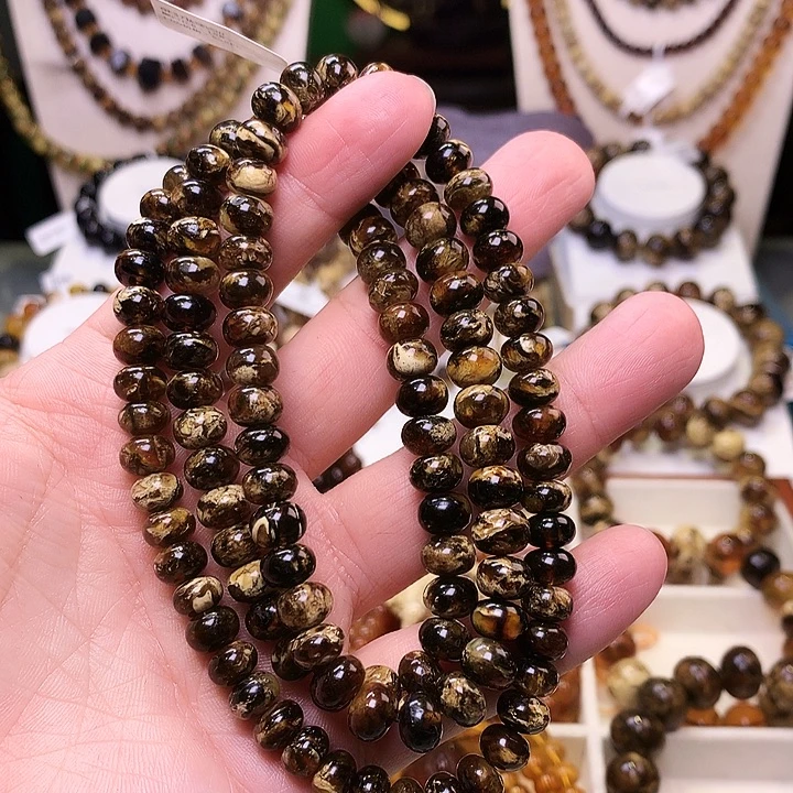 琥珀未镶嵌裸石8+熊猫37