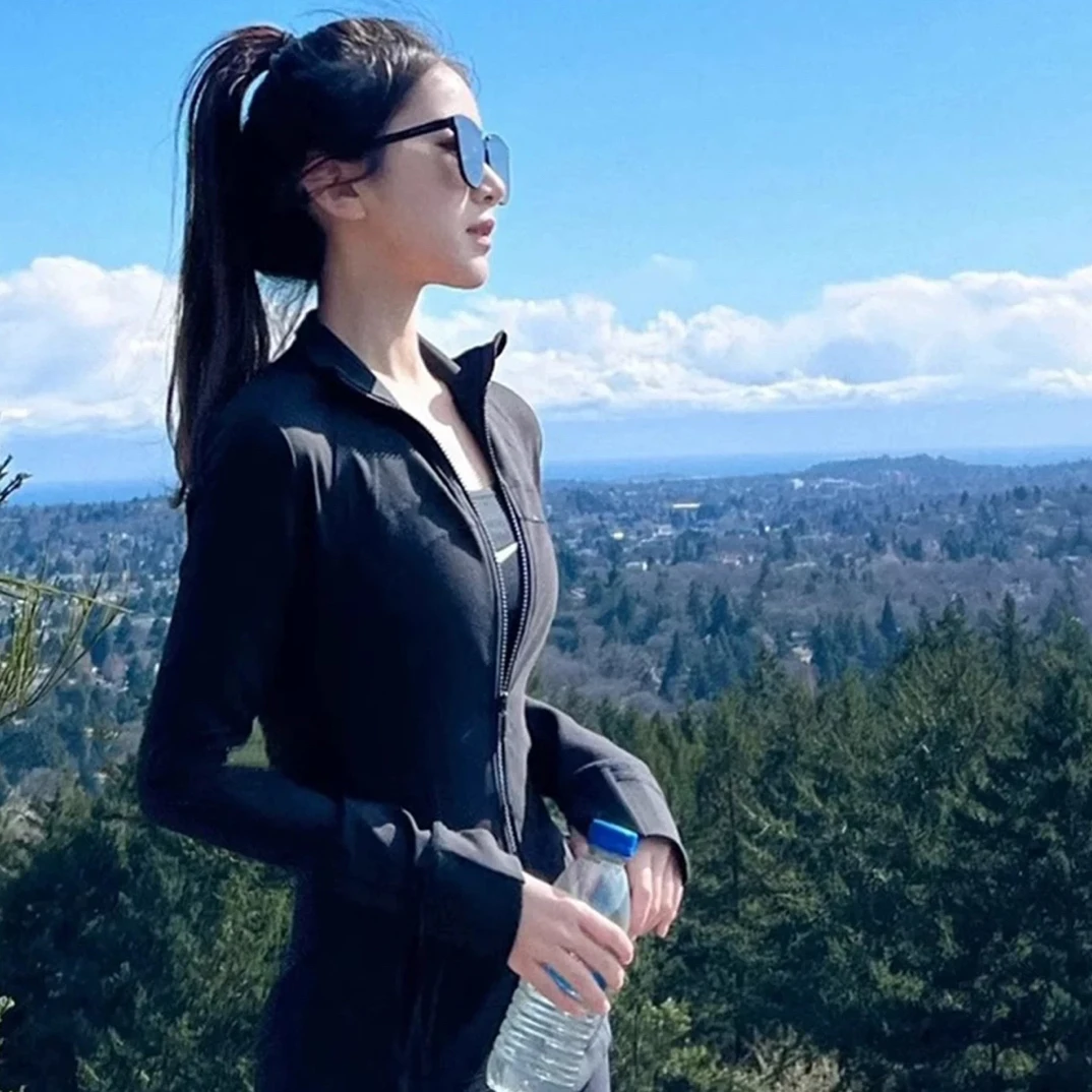 黑色修身防晒衣女款夏季2025新款爬山穿搭紧身收腰瑜伽服上衣外套