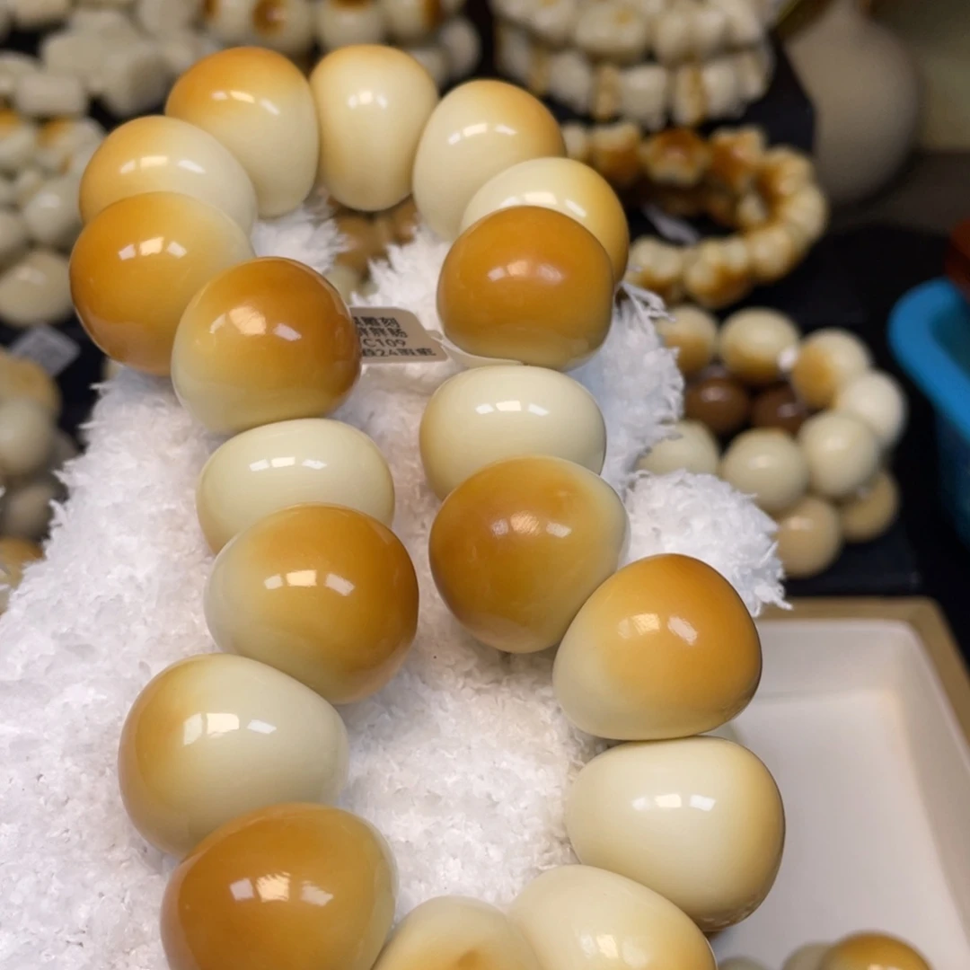 吊坠菩提根/象牙果104胖胖大肠瑕疵