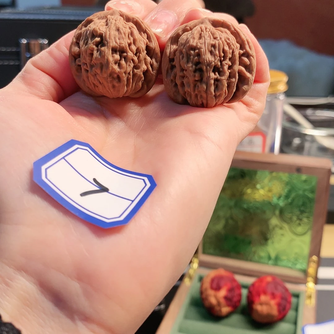 【闪购商品】吊坠文玩核桃mini四座楼 30尺