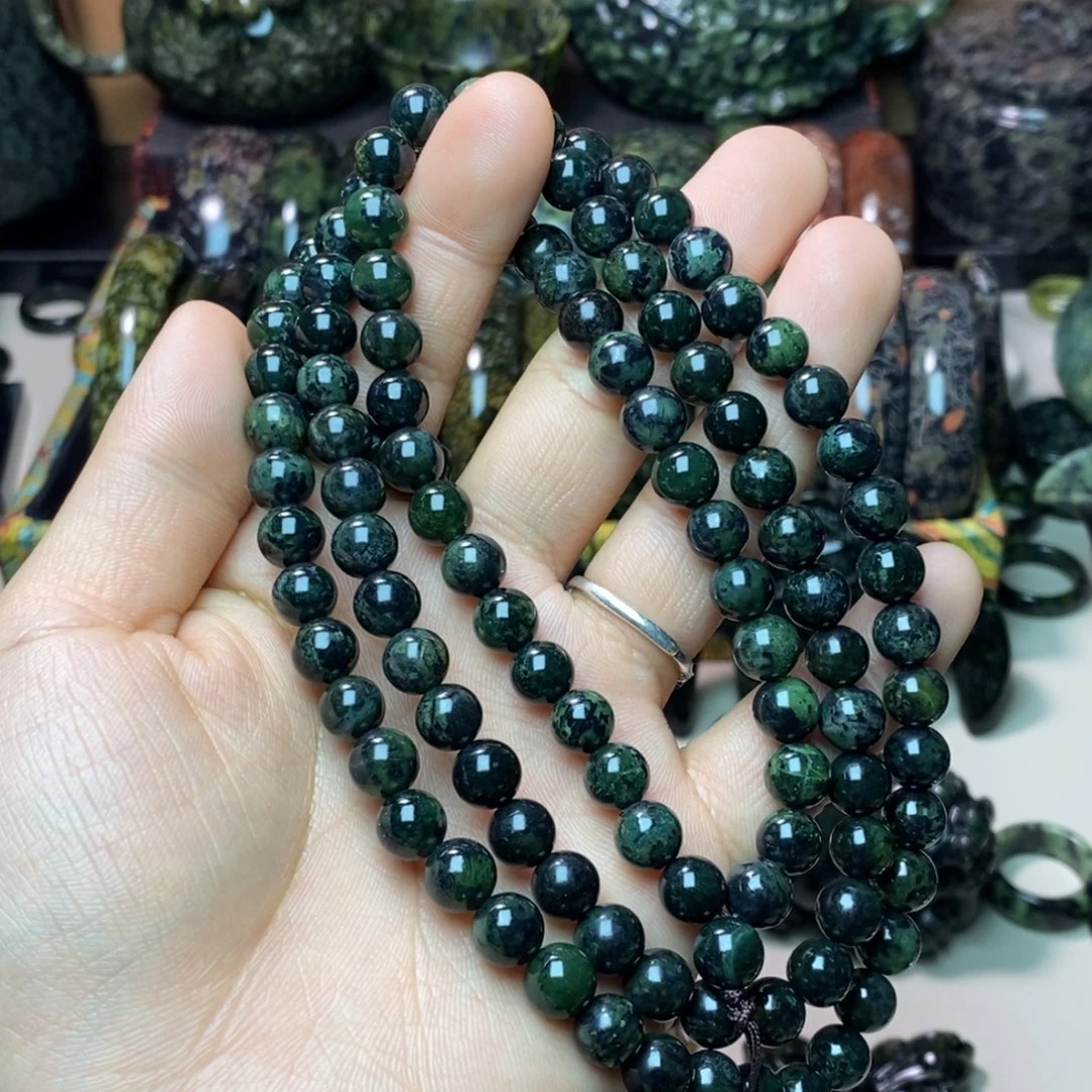 蛇纹石玉未镶嵌项链