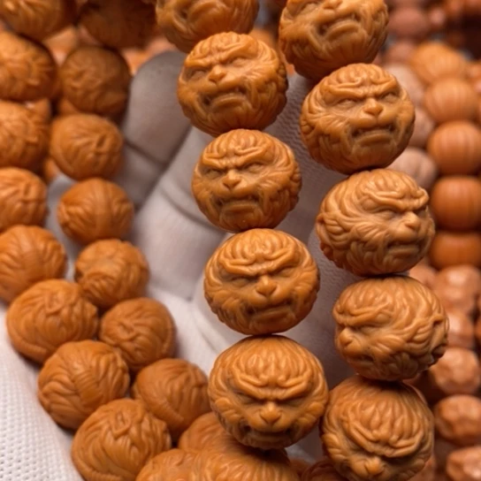 【闪购商品】猴头核桃吊坠.斗战胜佛