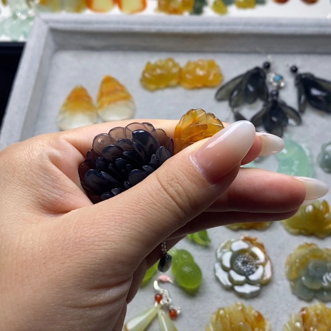 墨***蛇纹石玉未镶嵌耳饰/颈饰