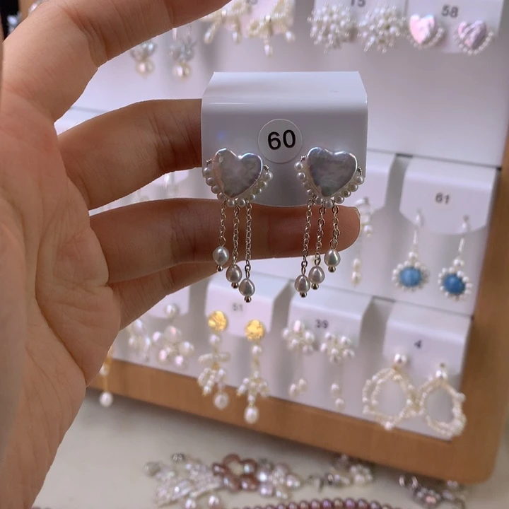 未镶嵌耳饰淡水珍珠