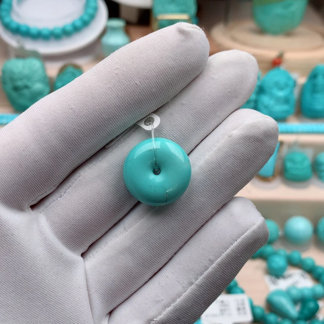 绿松石珠宝奇石未镶嵌重：3.3克