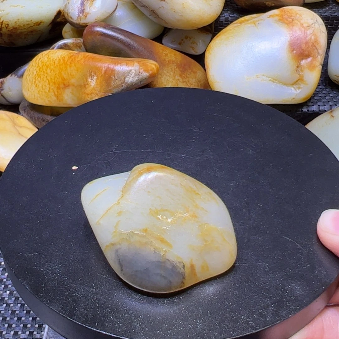 和田玉（子料）未镶嵌颈饰45克