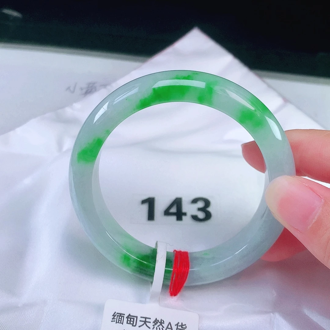 未镶嵌手镯翡翠翡翠手镯