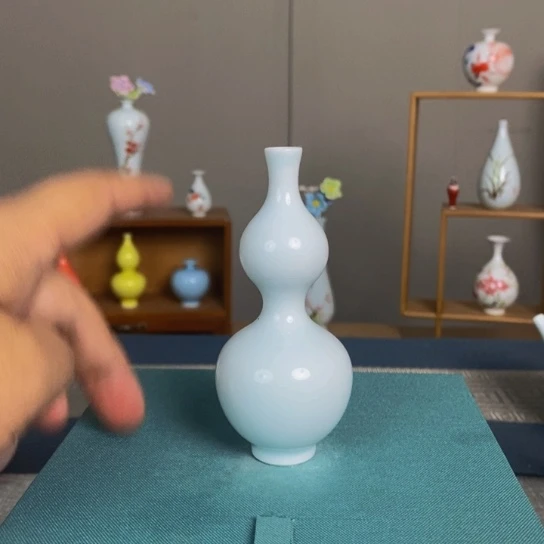 摆件景德镇瓷器博物研究基地