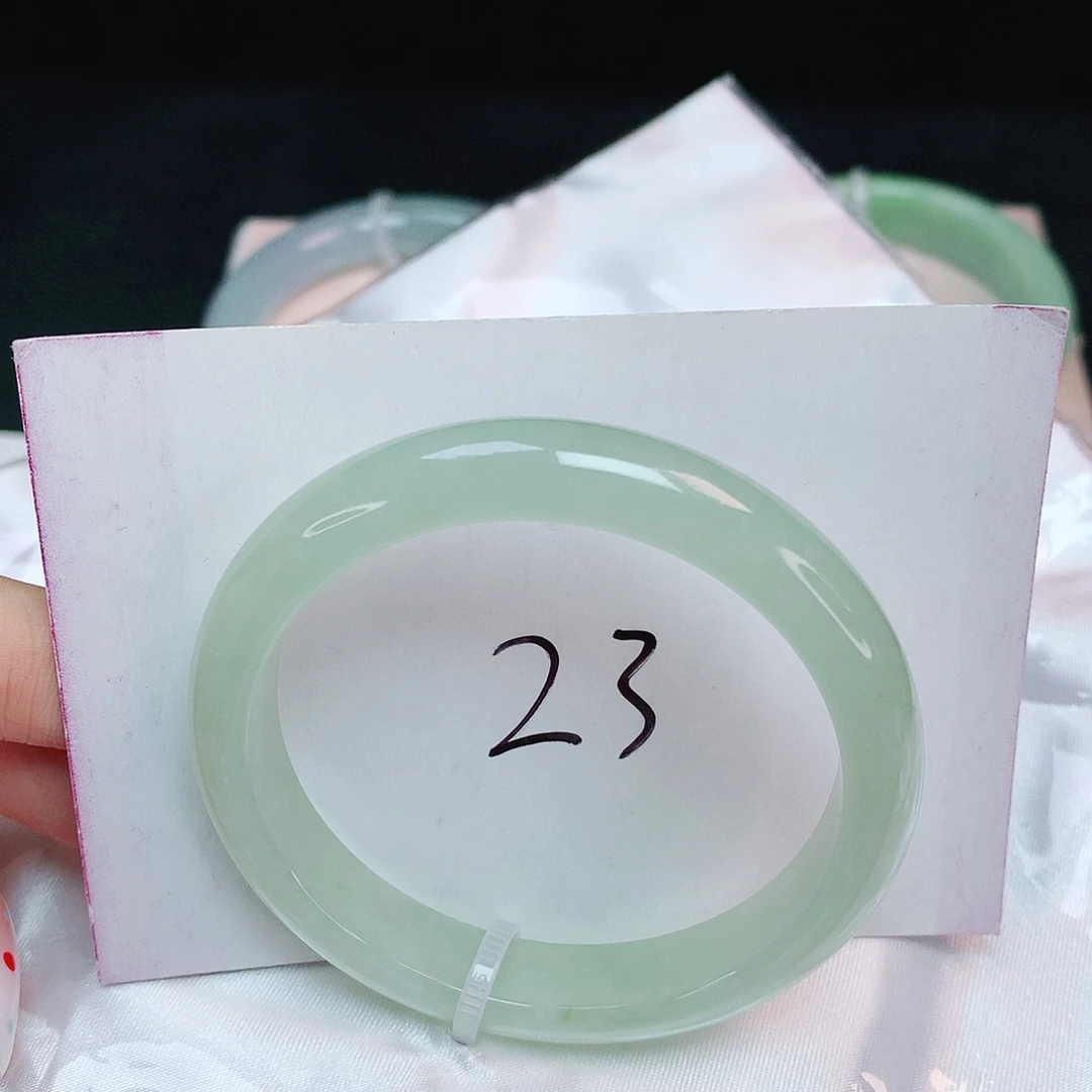 翡翠未镶嵌手镯正圈50.8