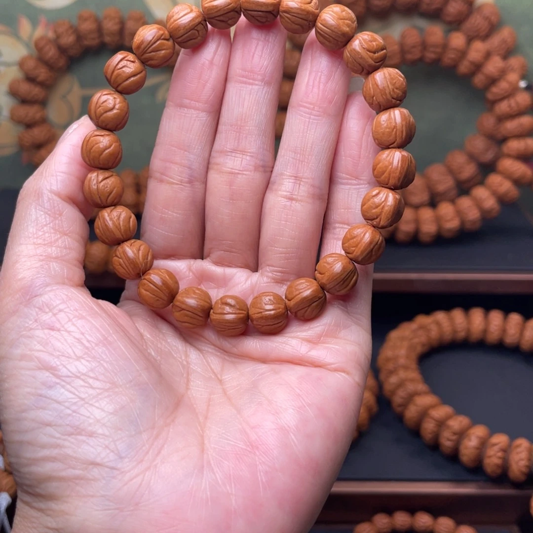 手串桃核10玉龙脊