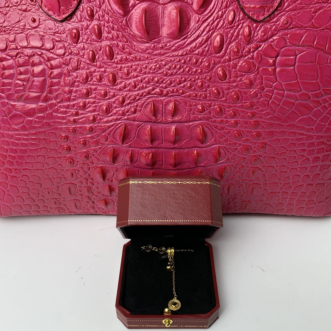 4227【LIANBANGH.K】 精致高级项链