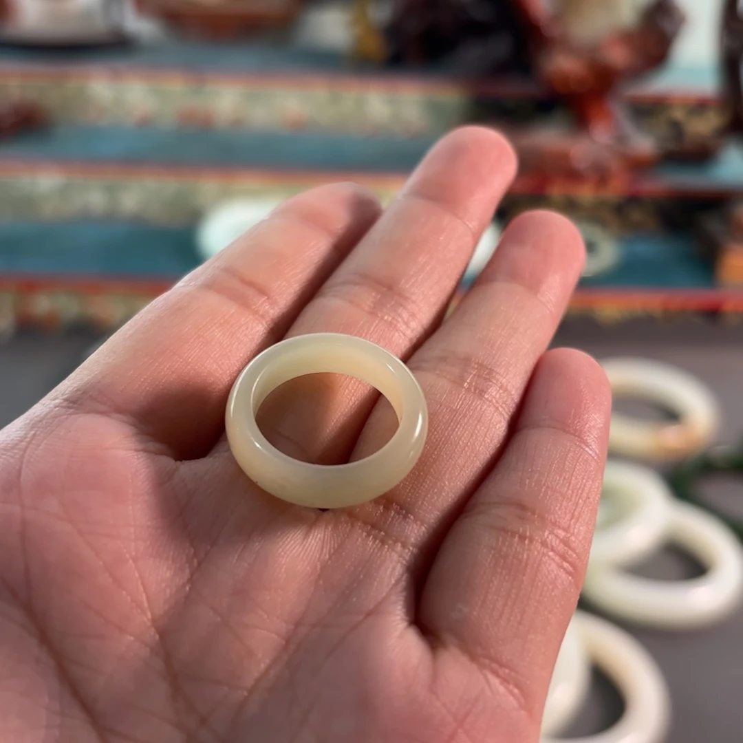 手链未镶嵌和田玉（糖玉）