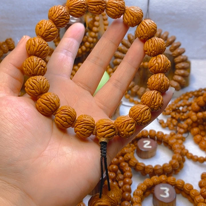 吊坠桃核地球仪手持