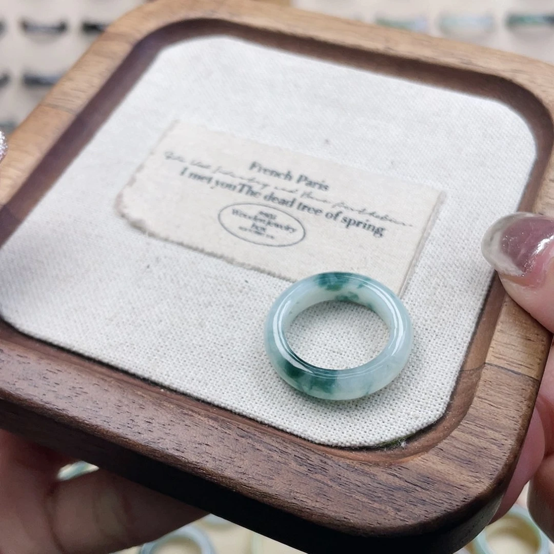 翡翠戒指未镶嵌神****）33 号港 15