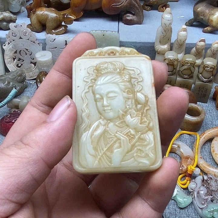 和****和田玉（糖玉）未镶嵌挂件
