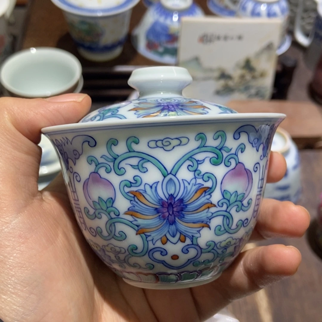 外***方陶瓷艺术品的制作