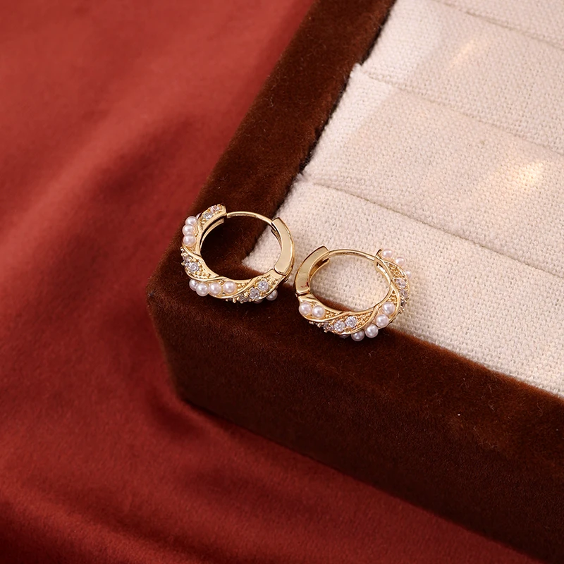 铜合金耳饰 《货号8615》小米住麻花圈耳环