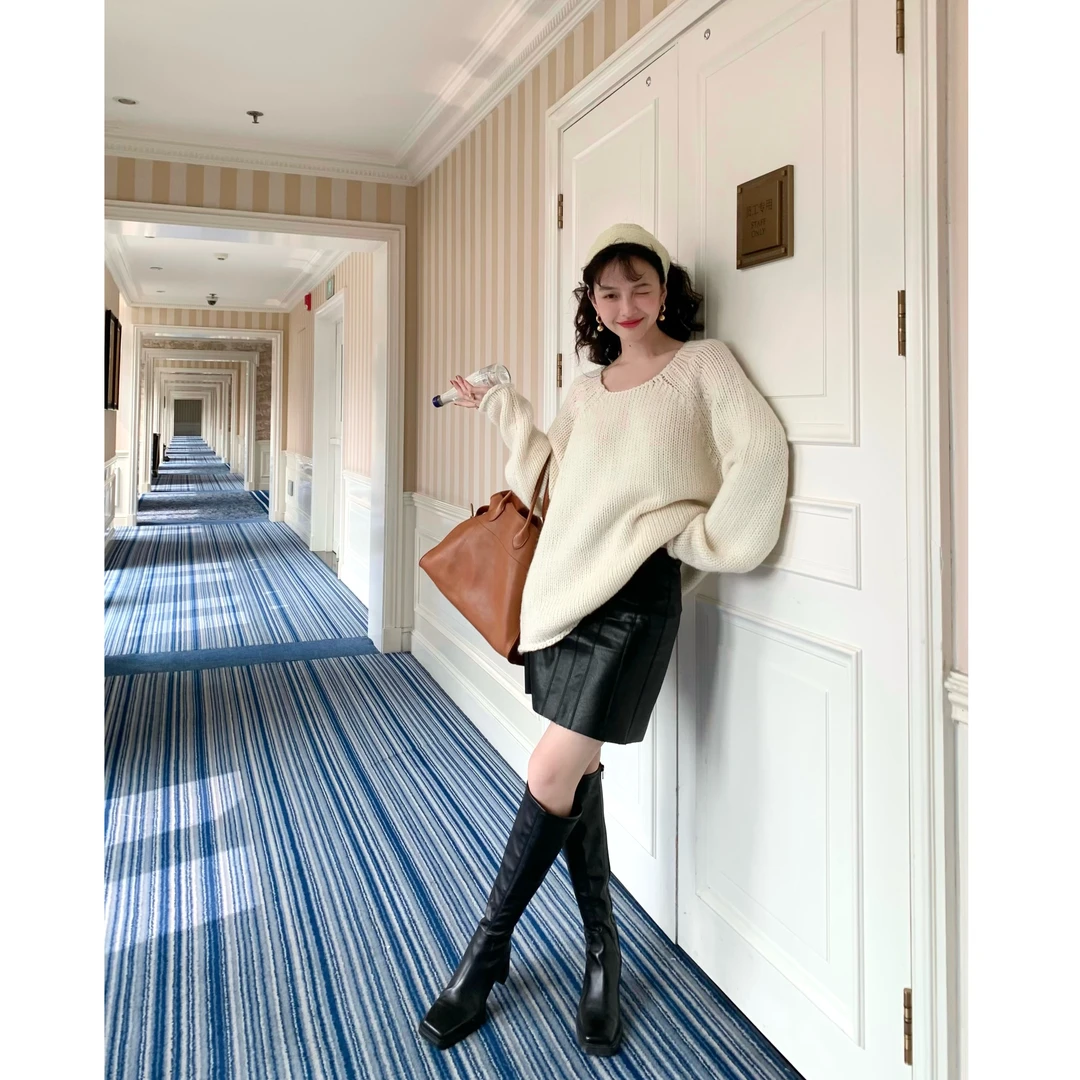 酒午港风复古高级感高腰显瘦皮裙半身裙女春秋气质A字裙KLF3327