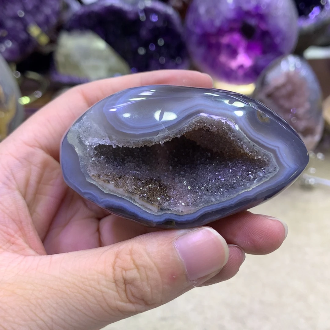 紫晶未镶嵌大型摆件（非配饰）