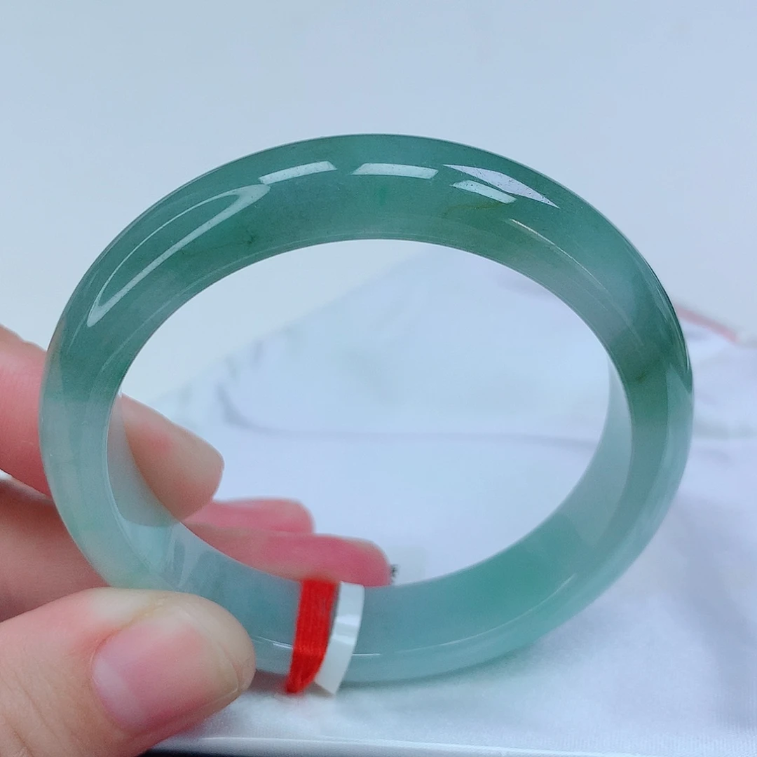 翡翠未镶嵌手镯55圈口