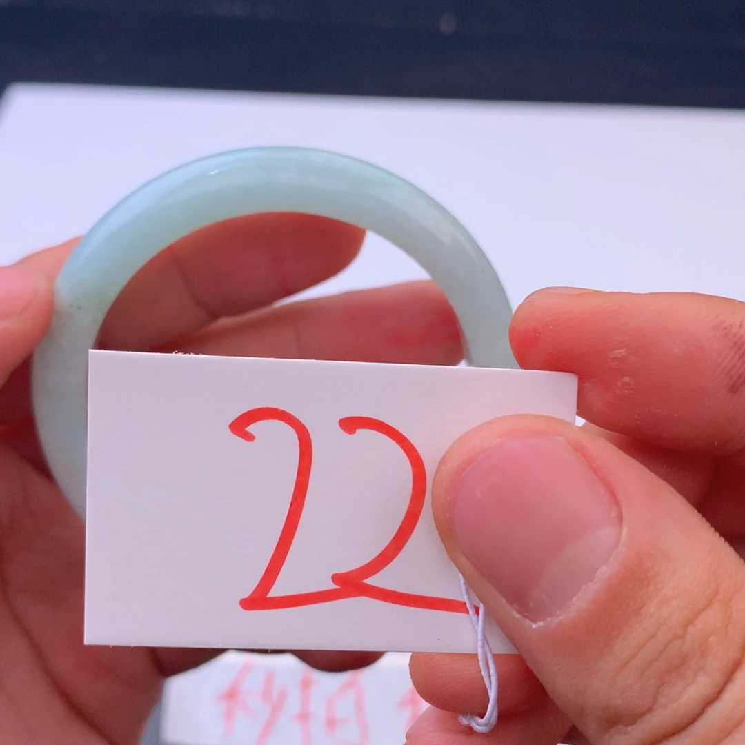 翡翠手镯未镶嵌4588888898888