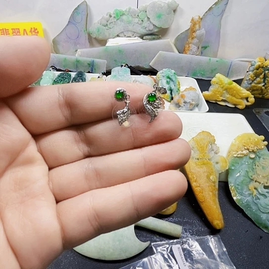 未镶嵌挂件翡翠翡翠