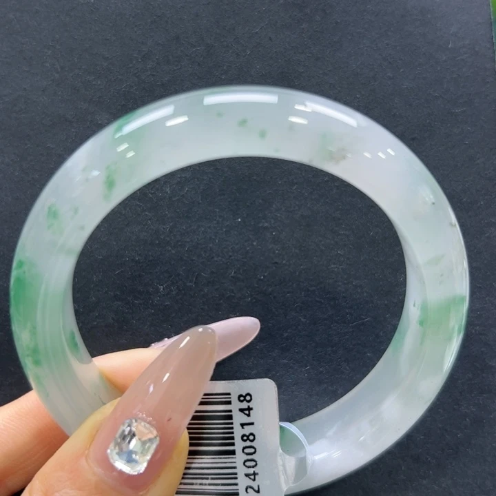 石英质玉（非洲翠）未镶嵌手镯