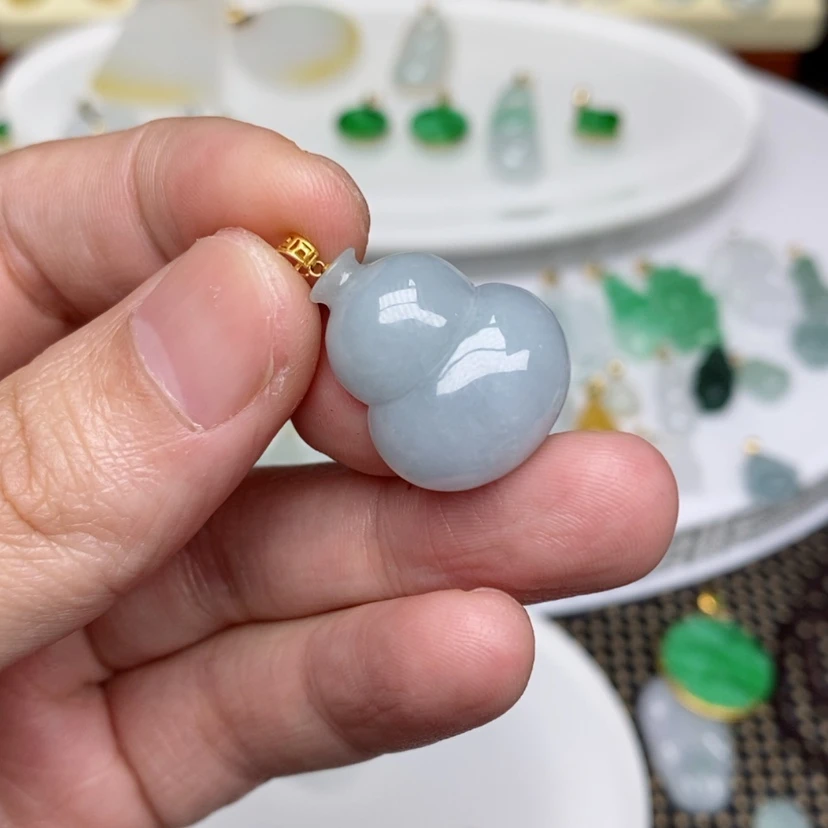 【闪购商品】翡翠吊坠(不含链)18K金镶嵌葫芦