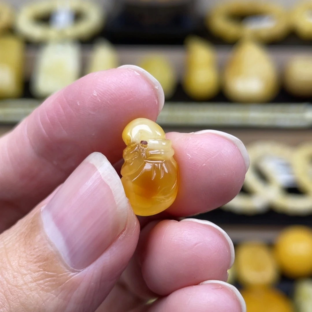 琥珀裸石未镶嵌琥珀蜜蜡