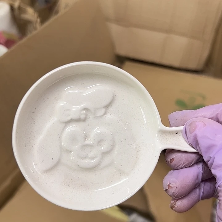 微瑕可爱满20包邮